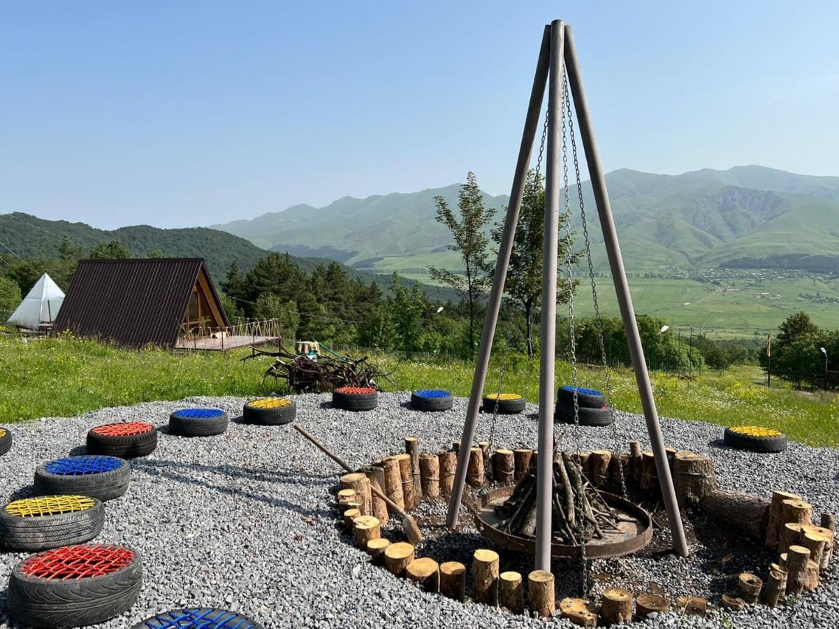Glamping Wolf Mount Villa Margahovit Phòng bức ảnh