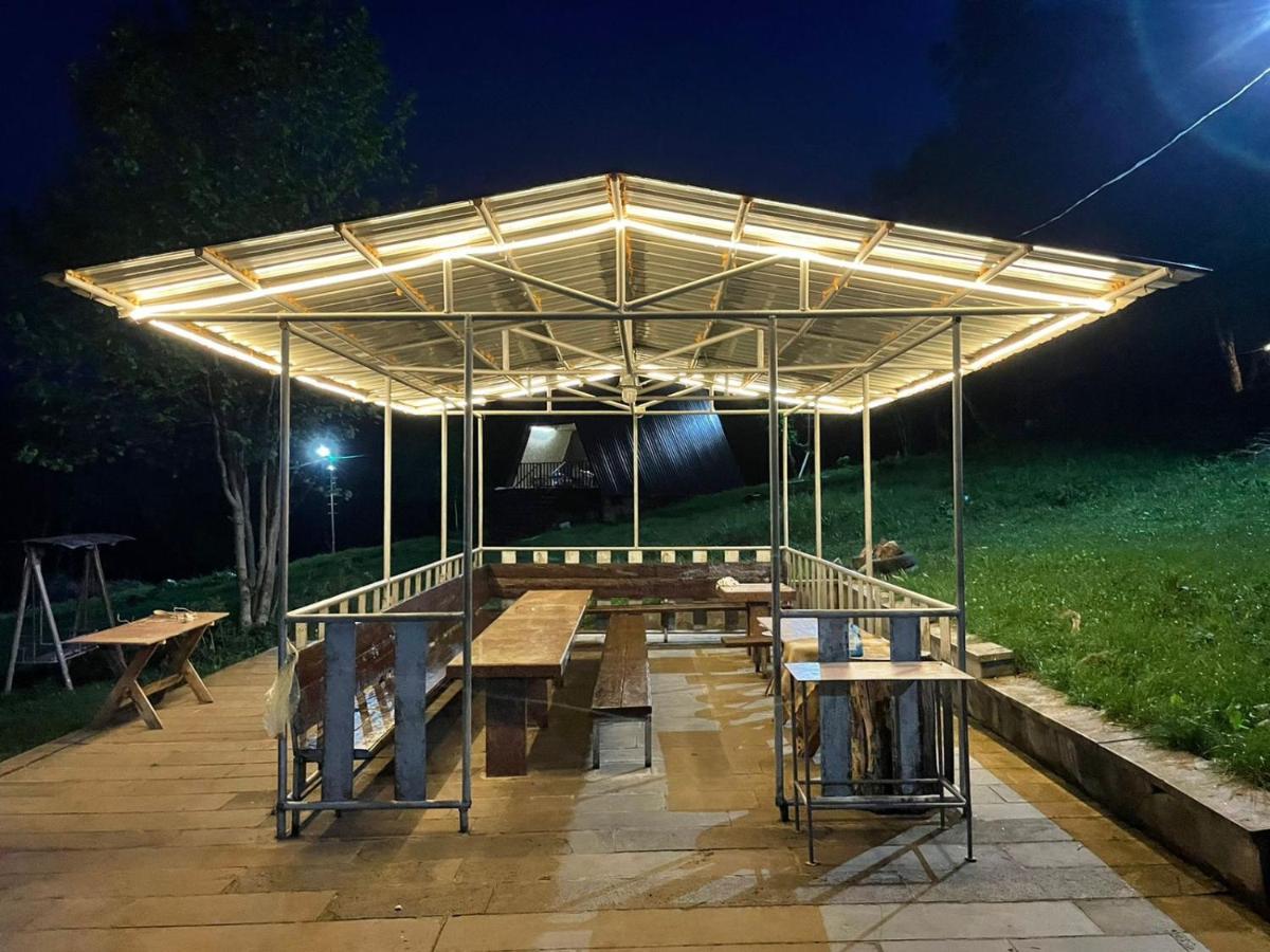 Glamping Wolf Mount Villa Margahovit Phòng bức ảnh