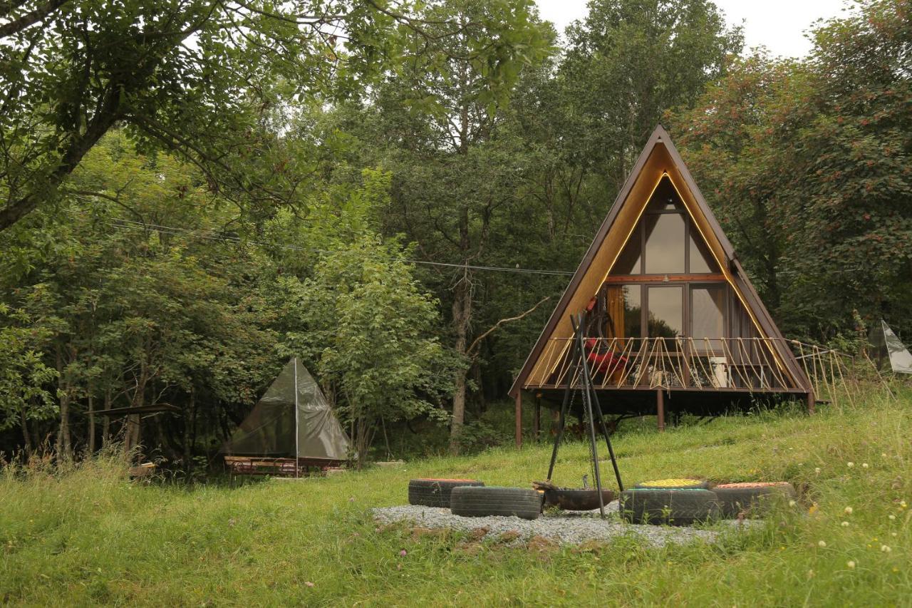 Glamping Wolf Mount Villa Margahovit Ngoại thất bức ảnh
