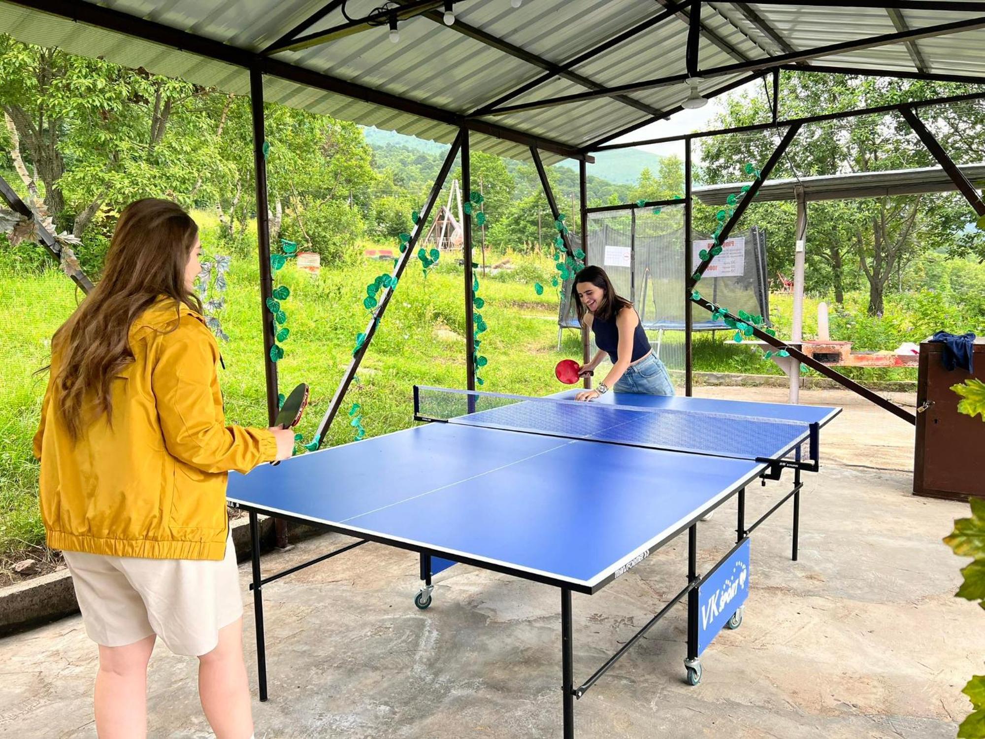 Glamping Wolf Mount Villa Margahovit Ngoại thất bức ảnh